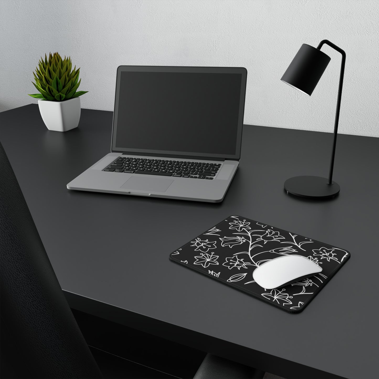 Black And White Floral - Non-Slip Mouse Pad Non-Slip Mouse Pad