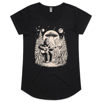 Alien And Bigfoot Playing Guitar - Womens Scoop Neck T-Shirt