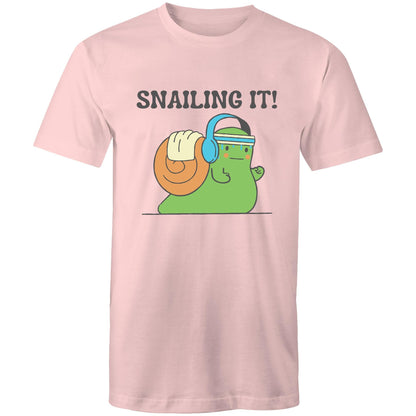 Snailing It - Short Sleeve T-shirt Pink Fitness T-shirt