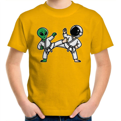 Alien And Astronaut Karate - Kids Youth T-Shirt