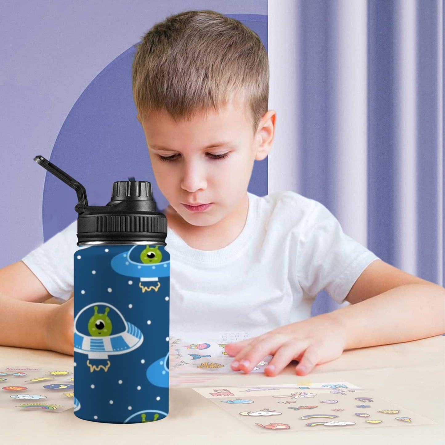 Cute Aliens in UFOs - Kids Water Bottle with Chug Lid (12 oz)