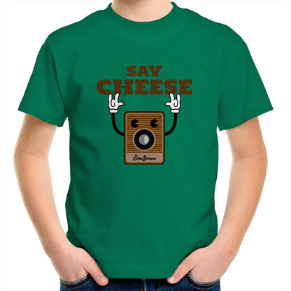 Say Cheese, Retro Camera - Kids Youth Crew T-Shirt Kelly Green Kids Youth T-shirt Retro Tech