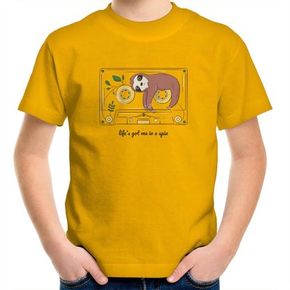 Cassette, Life's Got Me In A Spin - Kids Youth Crew T-Shirt Gold Kids Youth T-shirt animal Music Retro