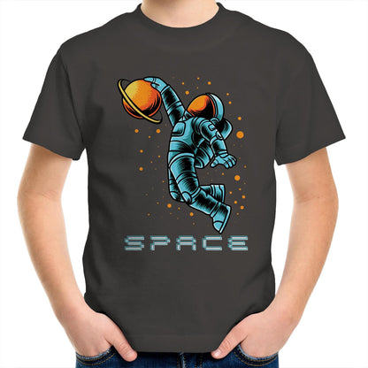Astronaut Basketball - Kids Youth Crew T-Shirt Charcoal Kids Youth T-shirt Space